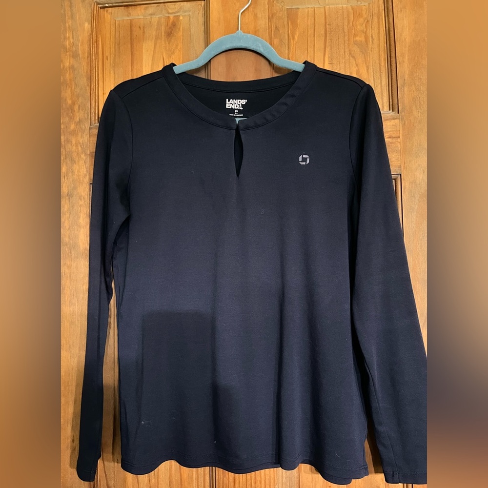 Chase Bank Uniform Lands' End Navy Crew Neck Top